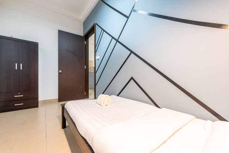 Bedroom 3, Spacious Three Bedroom Condo Cyberjaya, Sepang