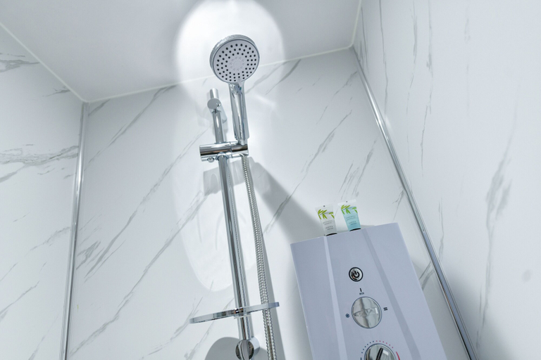 Bathroom 3, Rooms at Rolleston, Nottinghamshire