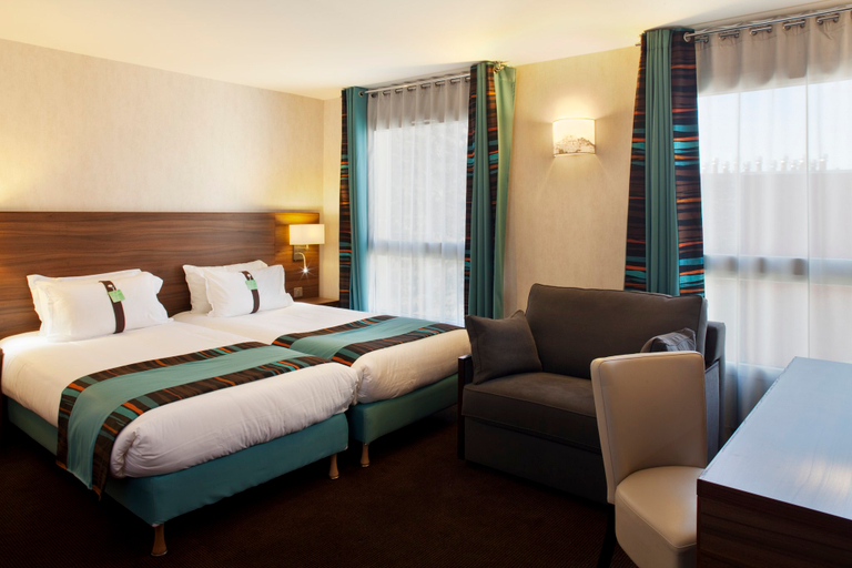 Bedroom 4, Holiday Inn PARIS - MONTMARTRE by IHG, Paris