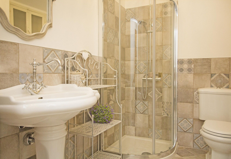 Bathroom 3, San Carlo Luxury - Garda Lake Holidays, Brescia
