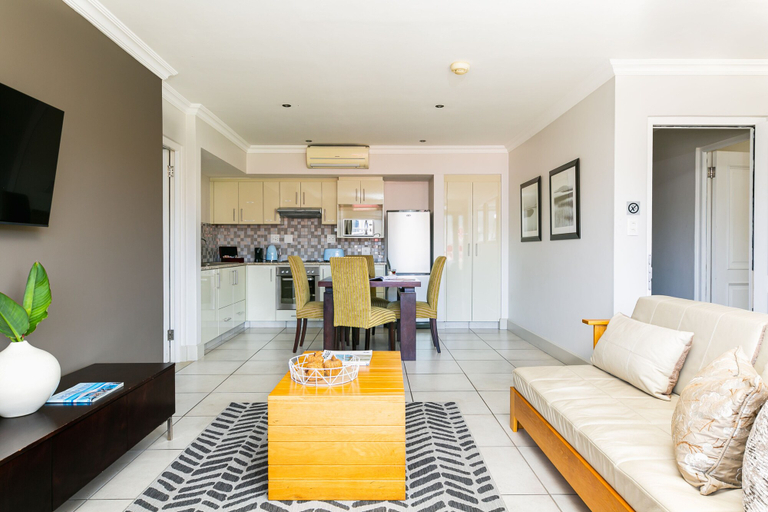 Others 4, Harbour Square Hotel, Overberg