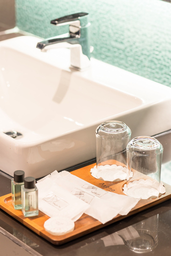 Bathroom 5, Asana Hotel & Residence, Pattaya
