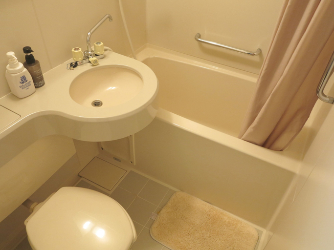 Bathroom 5, Kyoto Hana Hostel, Kyoto