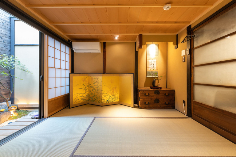 Others 4, KumoMachiya Kojinguchi, Kyoto