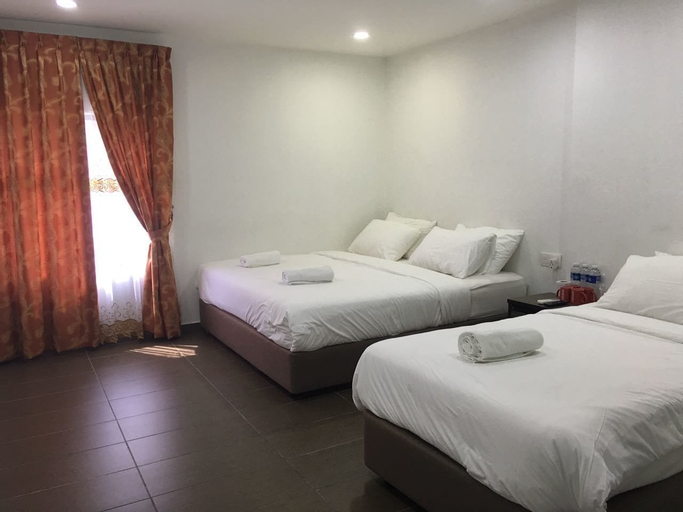 Bedroom 12
