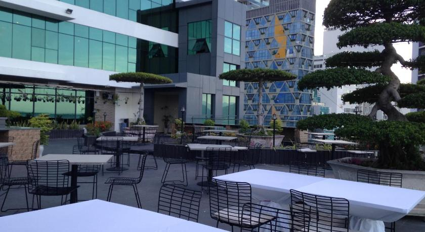 Food & Drinks 4, Well located and Seaviews, Nha Trang