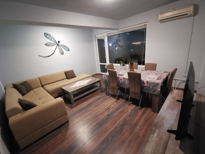 Others 5, Panorama Rooms, Stolichna