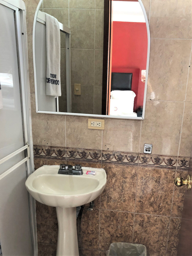 Bathroom 3, Hotel Confort Plaza & Suite, Culiacán