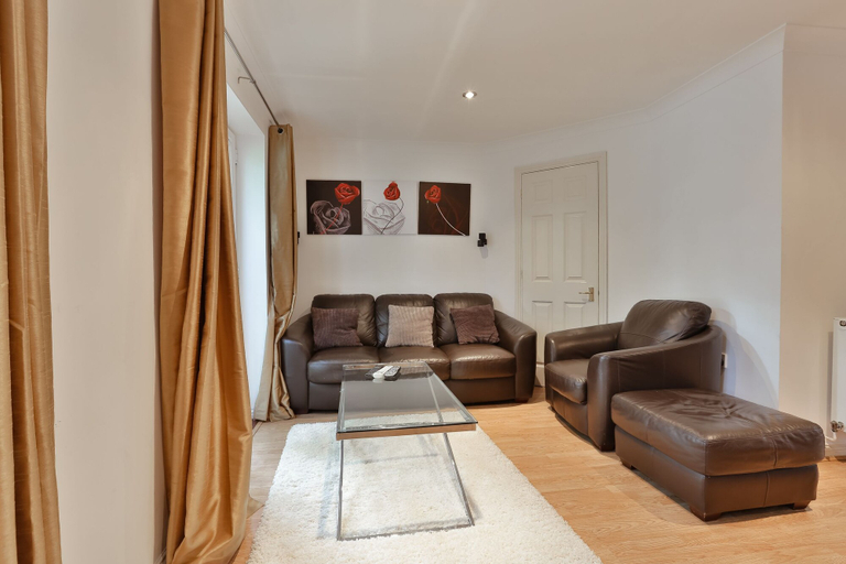 Others 5, Austin David Apartments - Classic 2 Bed, London