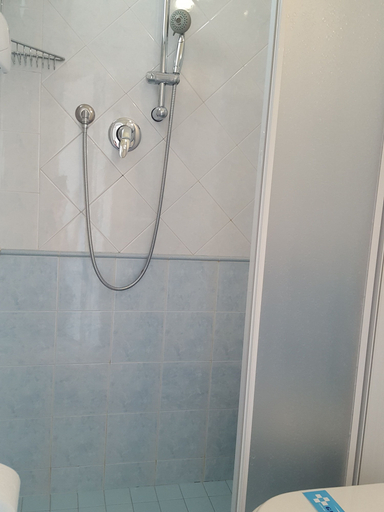 Bathroom 4, Hotel Saponi, Rimini