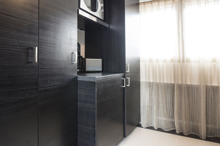 Bedroom 4, The Queen Luxury Apartments - Villa Carlotta, Luxembourg