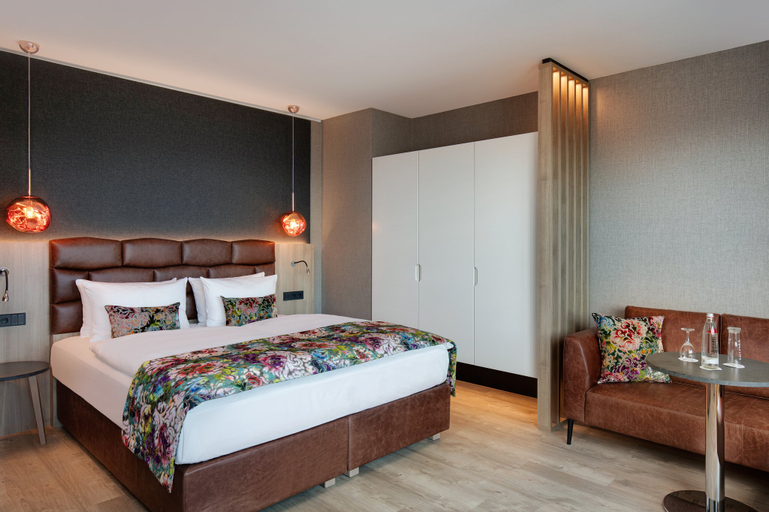 Bedroom 2, Holiday Inn OSNABRUCK, Osnabrück