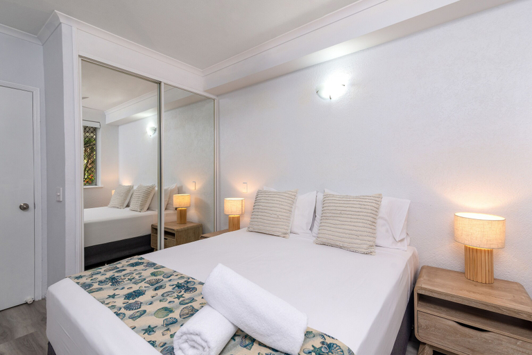 Bedroom 3, Seascape Holidays - Coral Apartments, Douglas