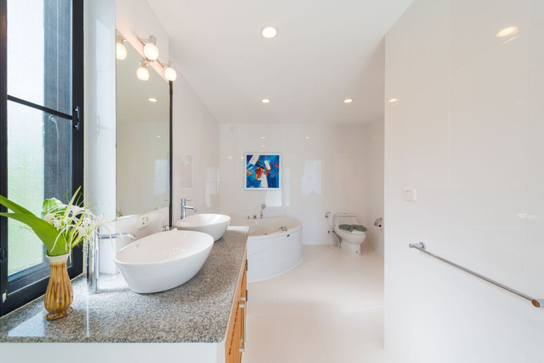 Bathroom 5, White Stone, Ko Samui
