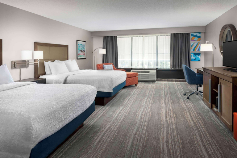 Bedroom 3, Hampton Inn & Suites Lake Mary At Colonial Townpark, Seminole