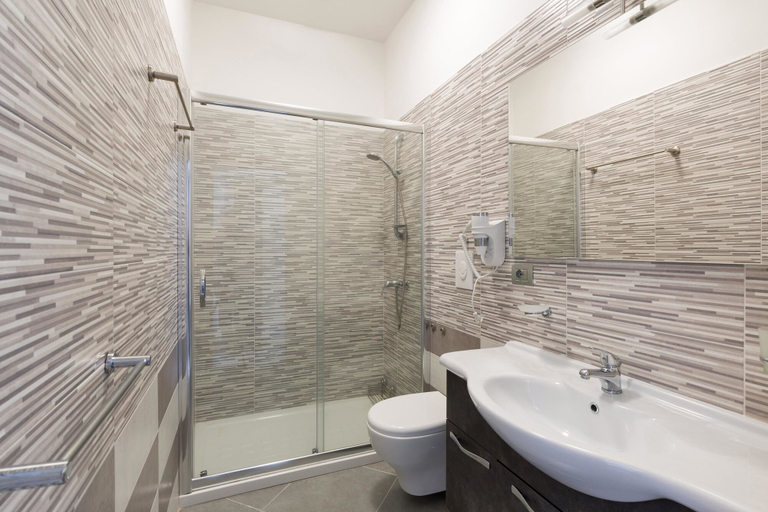 Bathroom 4, Villa Giò, Lecce