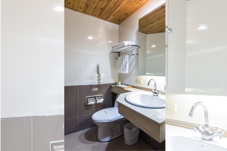 Bathroom 3