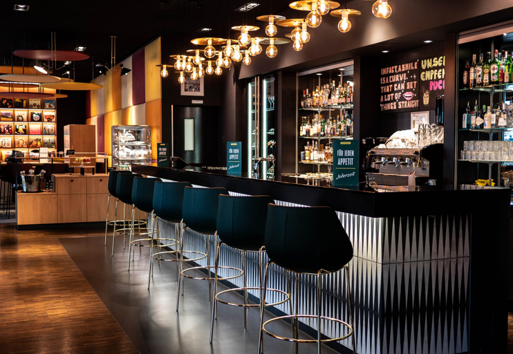 Food & Drinks 5, Holiday Inn Z�RICH - MESSE by IHG, Zürich