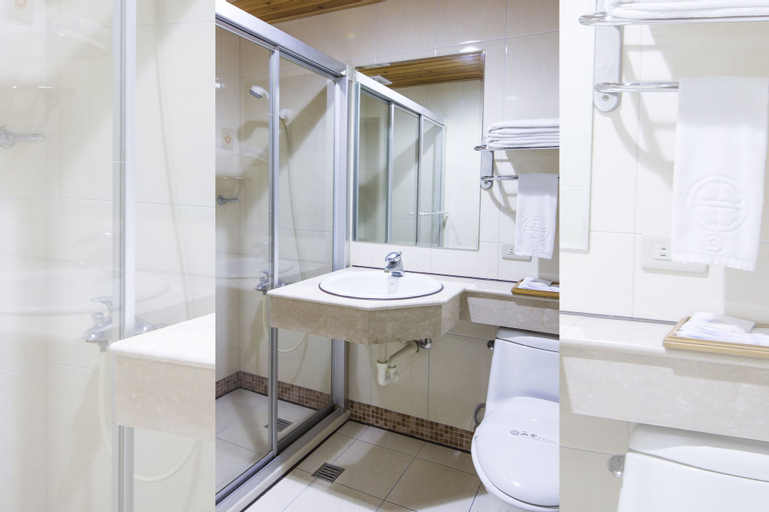 Bathroom 2