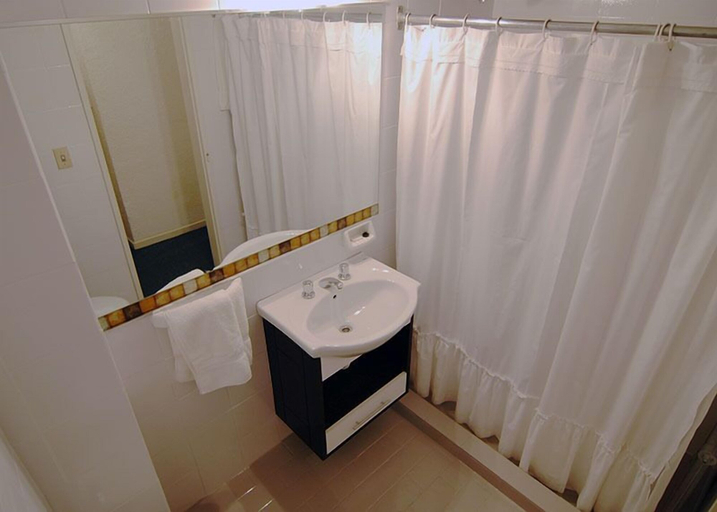 Bathroom 3, Hotel Concept Bariloche, Bariloche