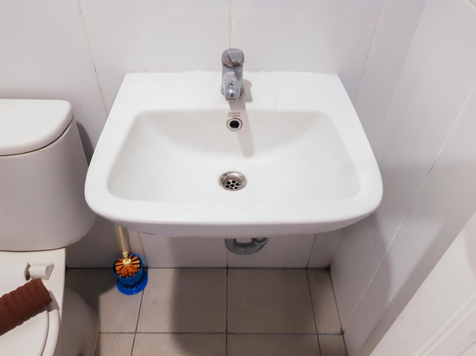 Bathroom 4