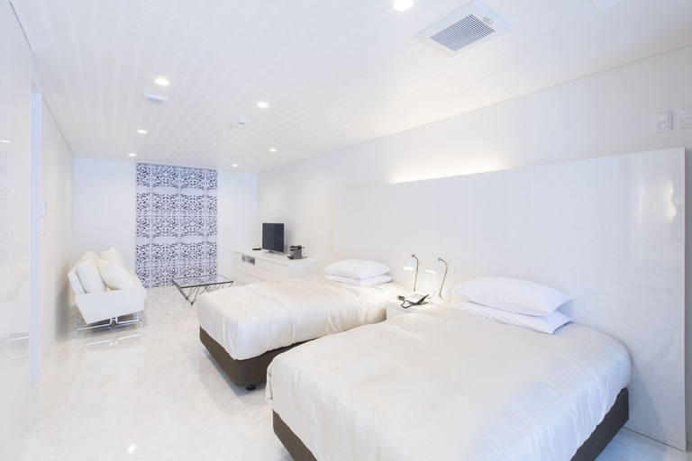 Bedroom 19