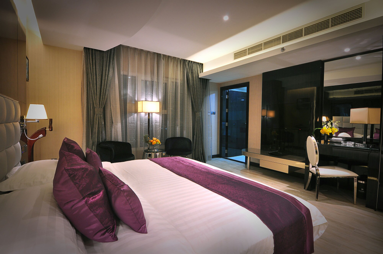 Bedroom 6