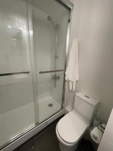 Bathroom 2, Viña del Mar, Valparaíso