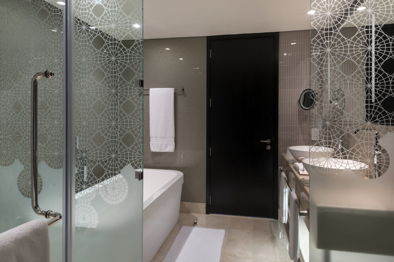 Bathroom 8
