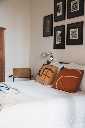Bedroom 3, Les Suites The Marcel, Hérault