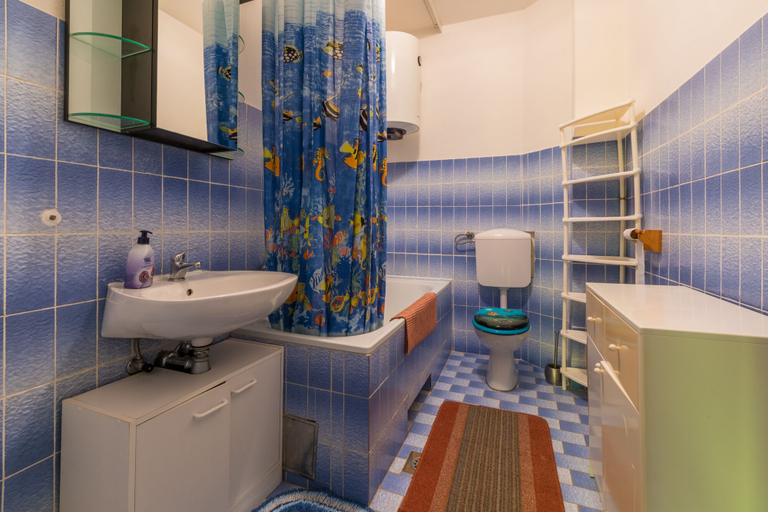 Bathroom 3, Apartments Luji, Crikvenica