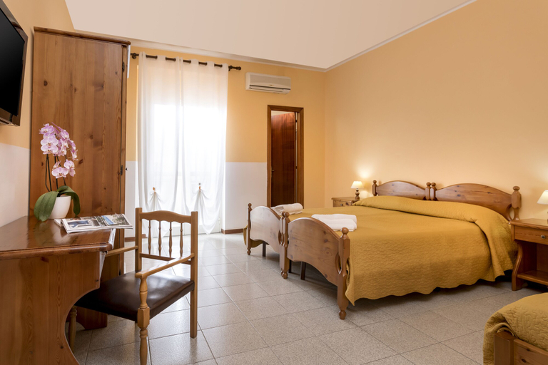 Bedroom 2, La Perla, Vibo Valentia