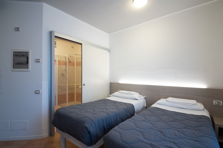 Bedroom 3, Ostello Rovereto, Trento