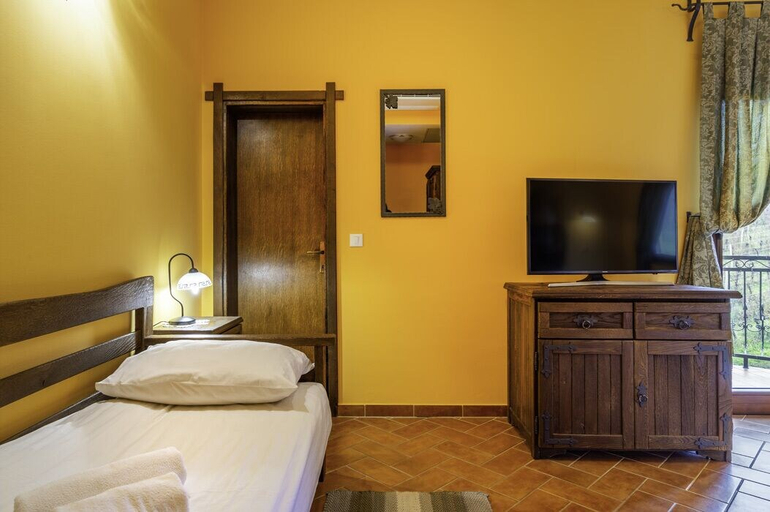 Bedroom 3, Stupnički Dvori, Brodski Stupnik