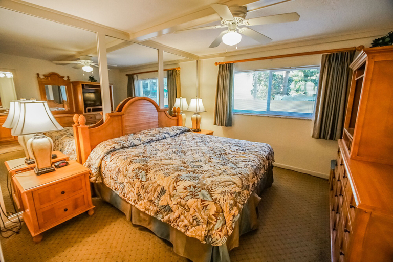 Bedroom 3, Coral Reef Beach Resort, Pinellas