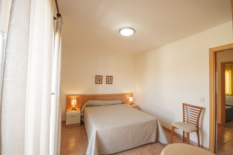 Bedroom 2, Villa Mas Pinell 61, Girona