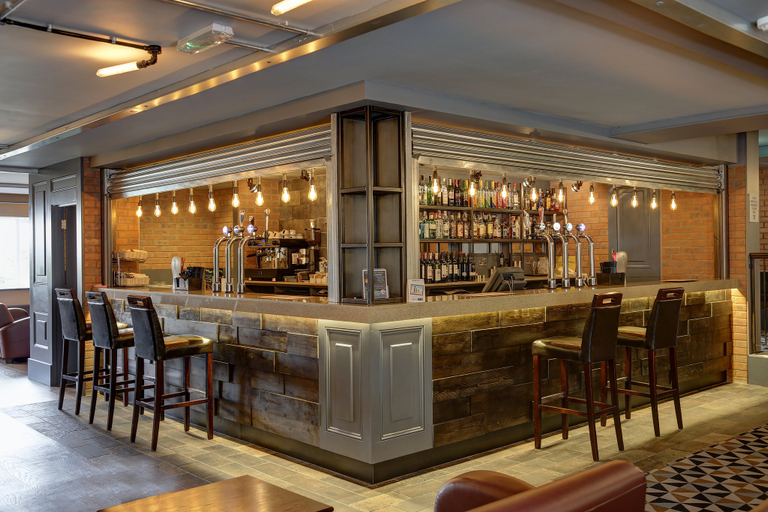 Food & Drinks 5, Holiday Inn MANCHESTER - OLDHAM by IHG, Oldham