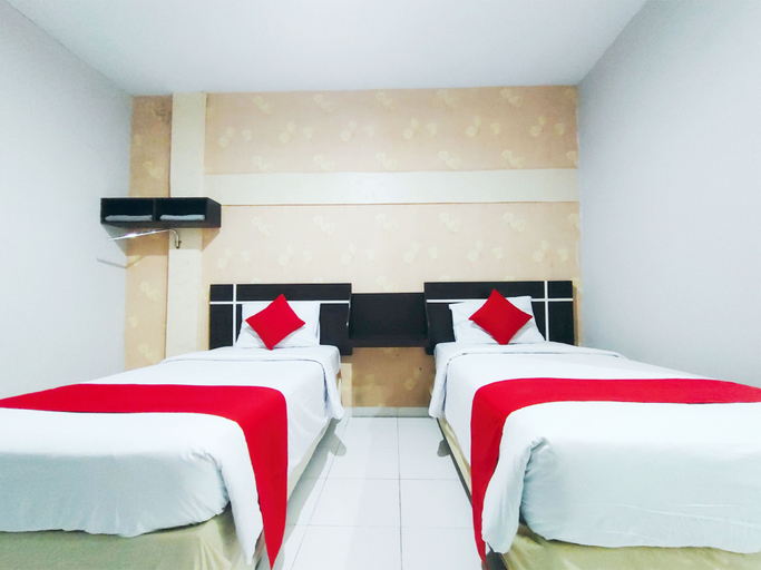 Bedroom 5, Lucky Inn & Cafe, Makassar
