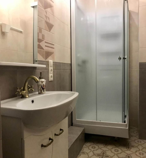 Bathroom 3, Mini-hotel Provans - Hostel, Northern