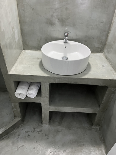 Bathroom 5, Angie's Studios, South Aegean