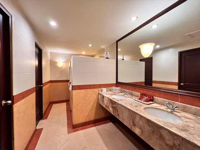 Bathroom 5