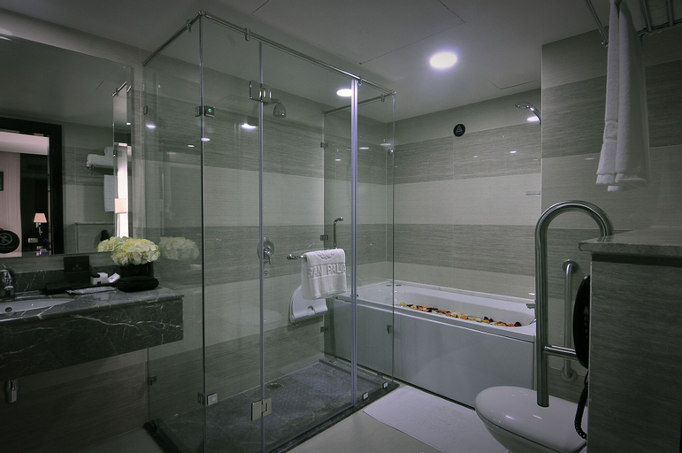 Bathroom 2