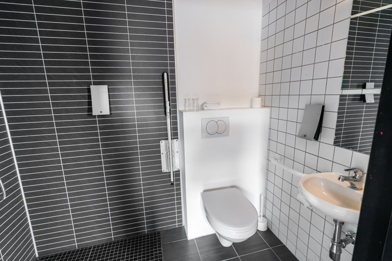 Bathroom 3, Frost and Fire Boutique Hotel, Hveragerði