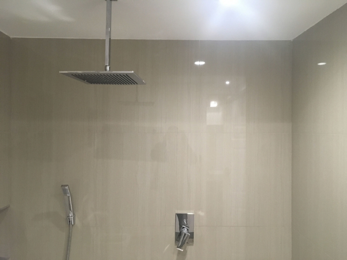 Bathroom 4, 2 Bedroom Executive & Holiday Suburban Home, Harare