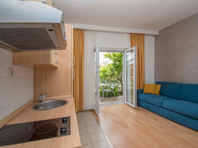 Others 4, Apartments Antonio, Tučepi