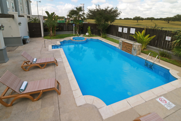 Sport & Beauty 4, Holiday Inn REYNOSA-INDUSTRIAL PONIENTE by IHG, Reynosa