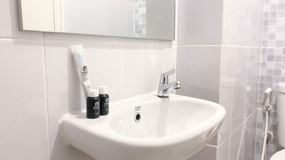 Bathroom 4