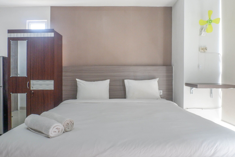 Room 5, Minimalist Modern Studio Room Apartment At Taman Melati, Surabaya