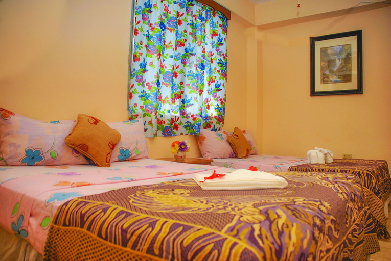 Bedroom 2, Chaleanor Hotel