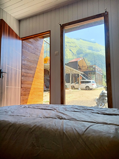 Bedroom 26